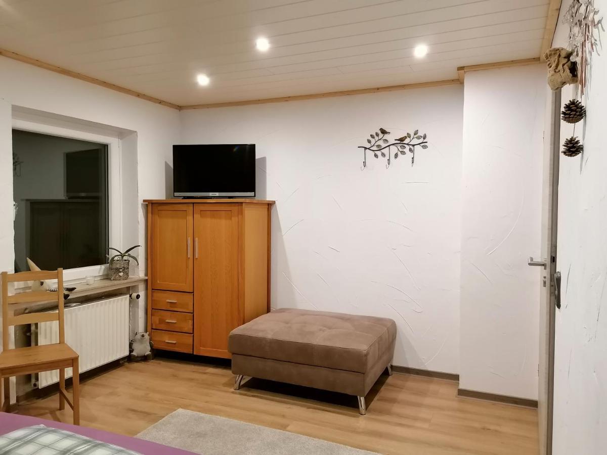 Waldglueck Familie Bruening Apartment บาด แบร์เลอบวร์ก ภายนอก รูปภาพ